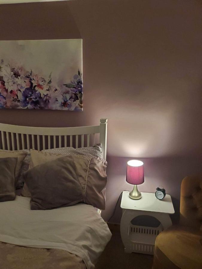 Minimum Stay Two Nights Larne Eksteriør bilde